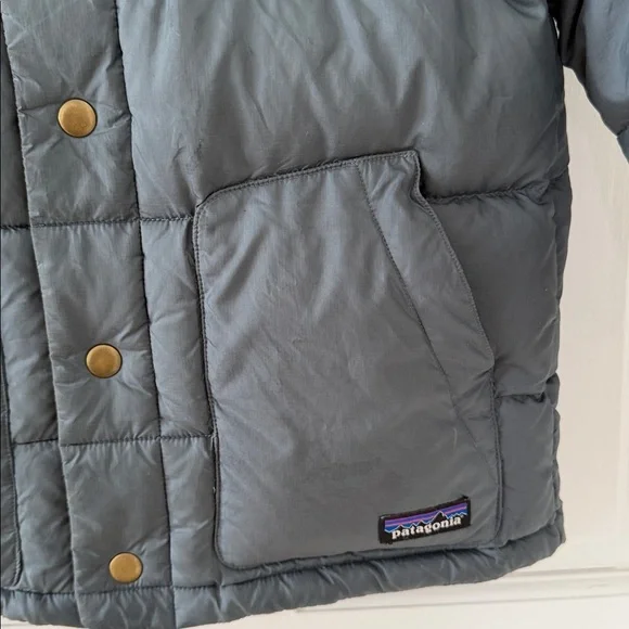 Patagonia Kids Two-Tone Gray Puffer  Down Jacket (sz XS/5-6 yrs) - Picture 3 of 10